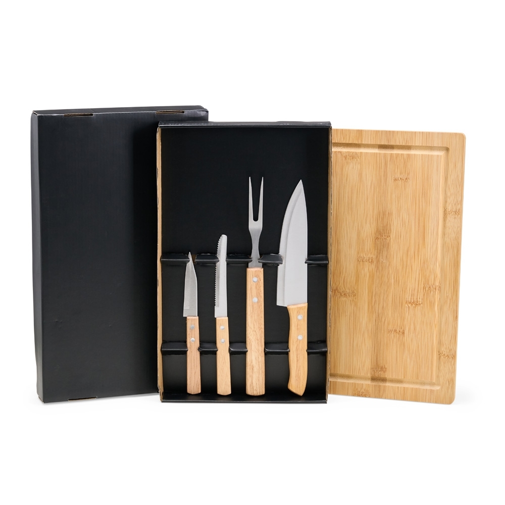 Kit Churrasco 5 Peças com Facas em Aço Inox, Cabos de Madeira e Tábua de Bambu