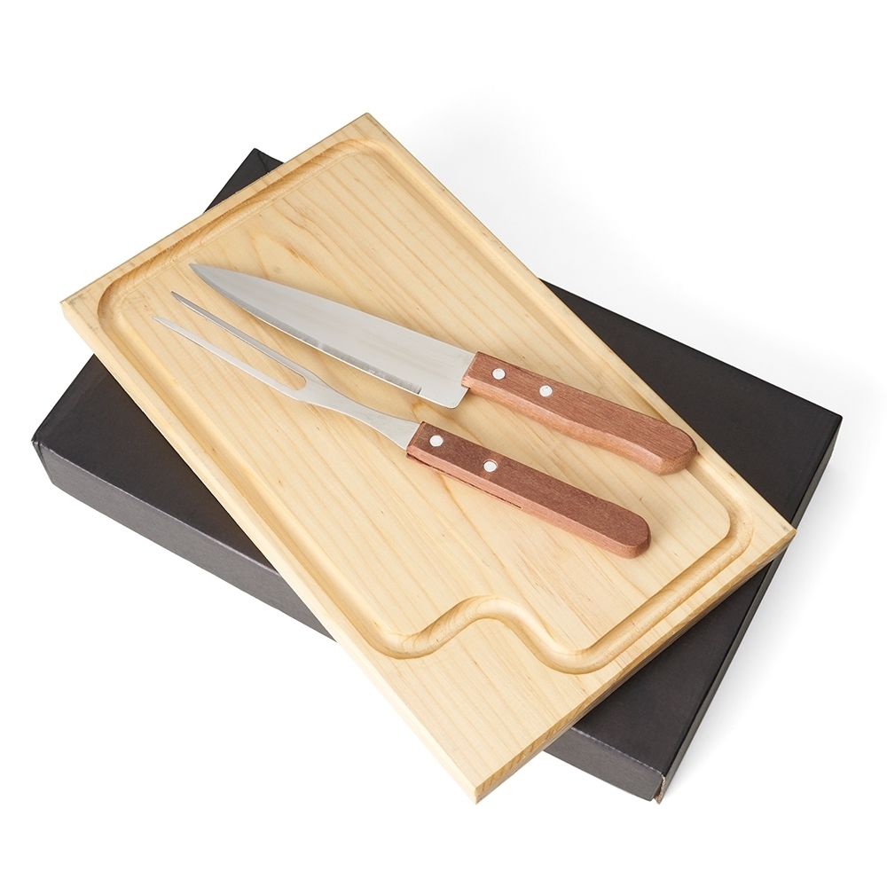 Kit Churrasco Personalizado 3 Peças em Estojo de Papel Kraft com Tábua