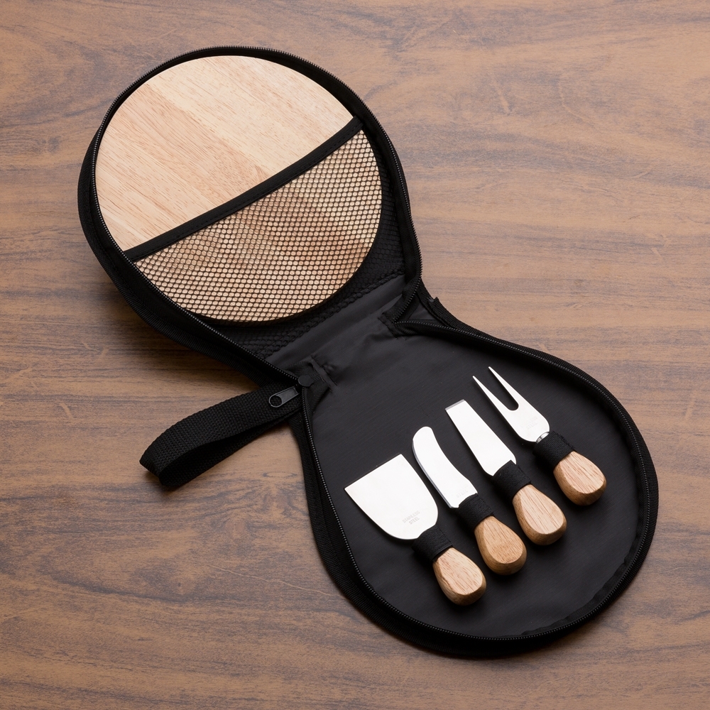 Kit Queijo 5 Peças com Tábua de Bambu em Estojo de Nylon Personalizado