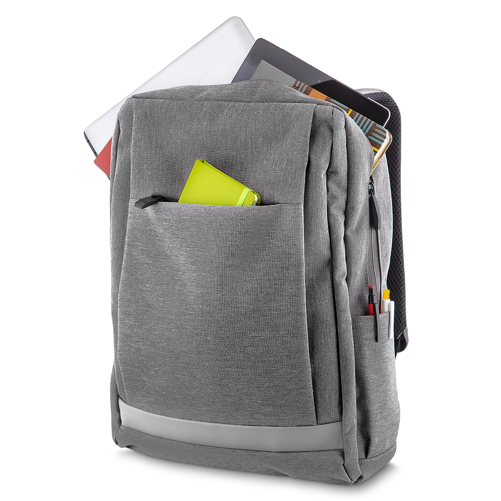 Mochila para Notebook 15,6” em Poliéster 600D com USB e Áudio P2
